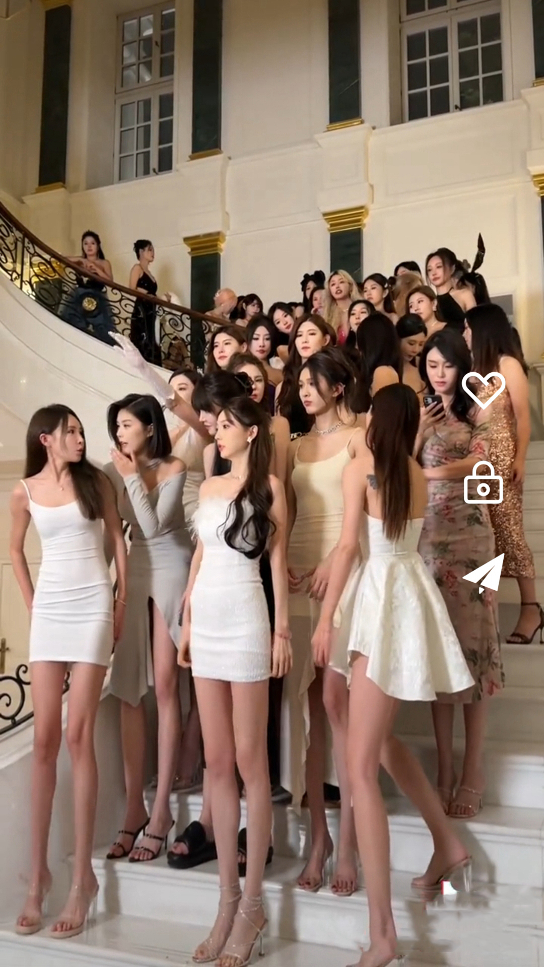 过膝袜靴子截图